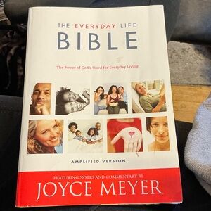 The Everyday Life Bible by Joyce Meyer PB